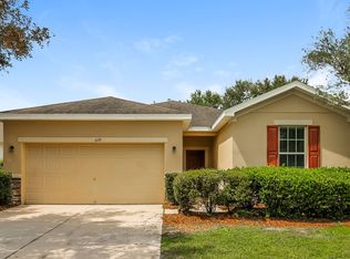 6139 Twin Bridges Dr, Zephyrhills, FL 33541