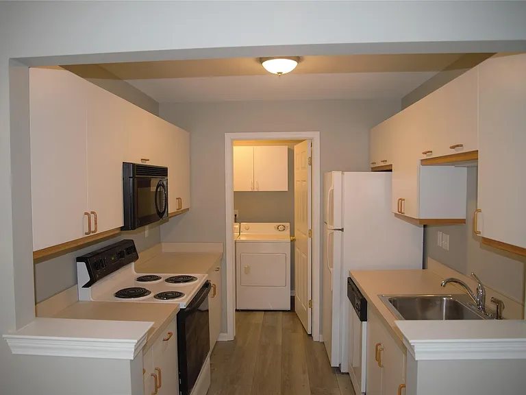 5400 Pine Aires Dr — Photo 7