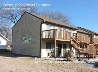 420 SW Macvicar Ave APT 04, Topeka, KS 66606