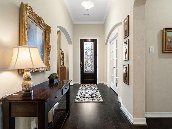 Beautiful Entry to Welcome Guests