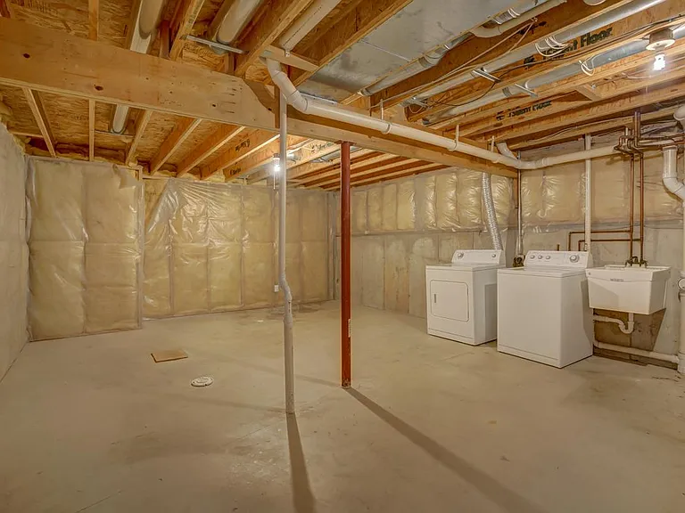 Huge unfinished basement. Washer and dryer included