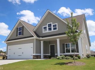 423 Lago Ct #166, Lagrange, GA 30241