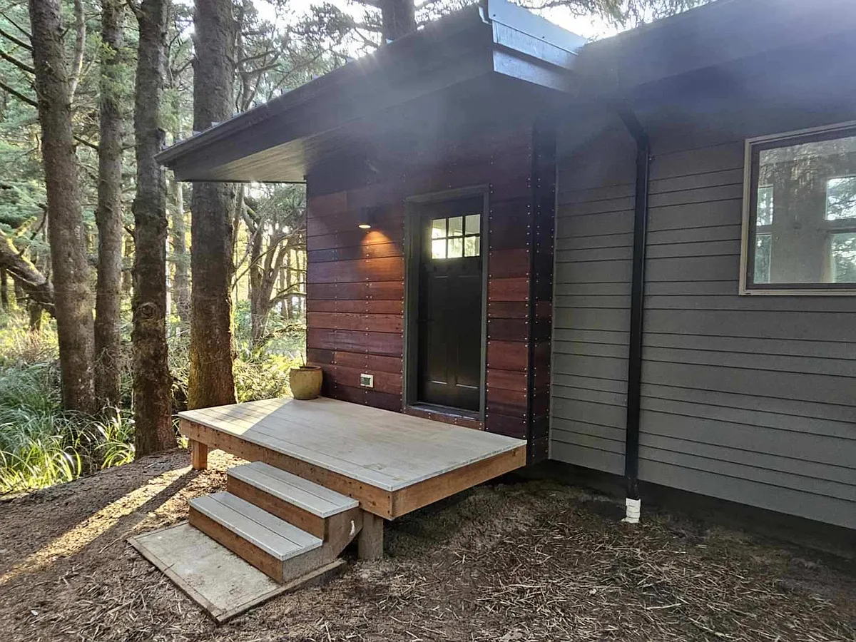 Building Photo - 5511 Tenmile Creek Rd