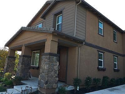 2nd image of 402 W Aventino Ave