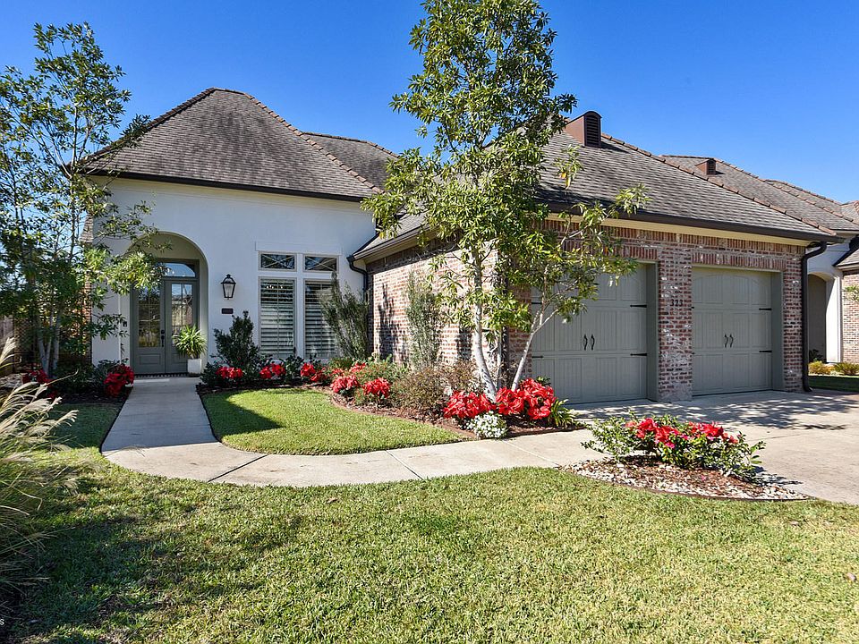 1st image of 323 Ardenwood Dr