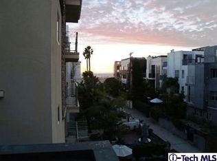 28 E Voyage St, Marina Del Rey, CA 90292