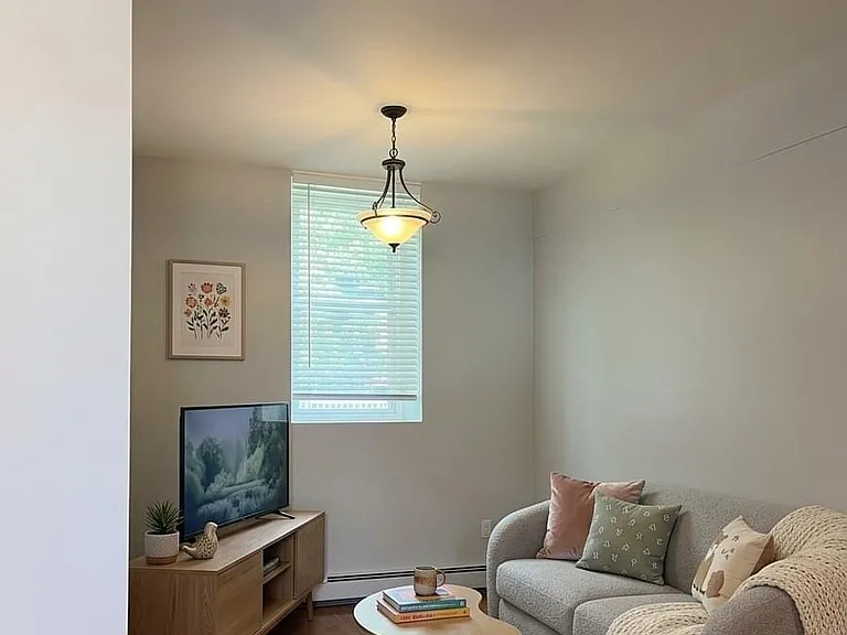 631 Garfield Ave #1 — Photo 3