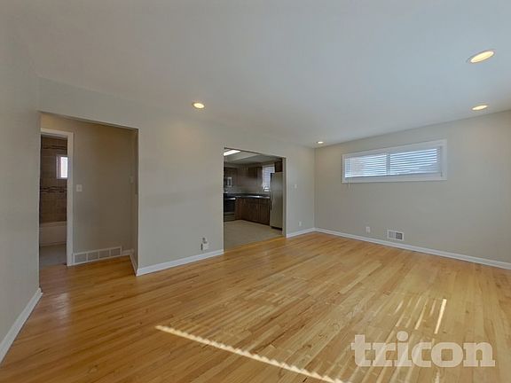 3rd image of 269 E 109th Ave