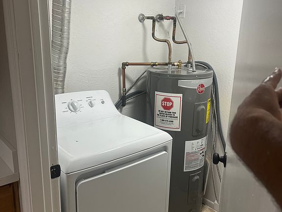 4th image of 12221 W Bell Rd Unit 141