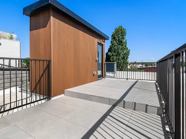 11 Olive Street image 1 of 10