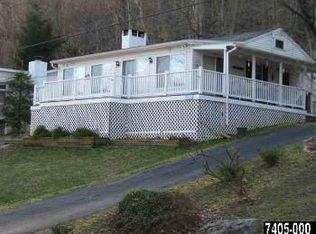 84 Indian Steps Rd, Airville, PA 17302