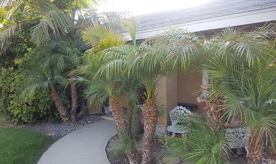 1st image of 1002 Meadowview Ct