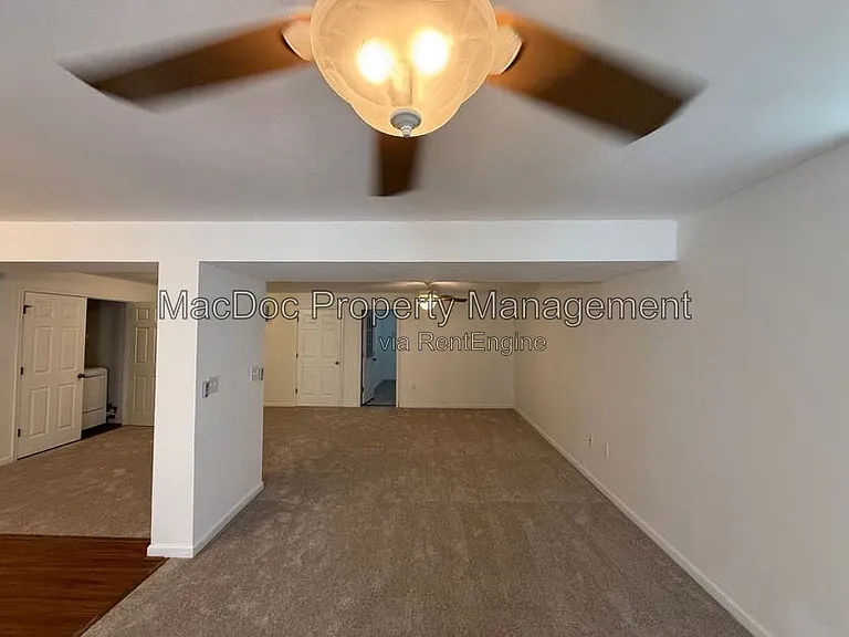 1404 Graham Dr — Photo 87