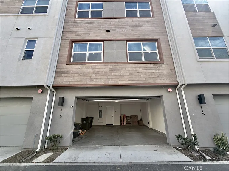 977 E Mason Ln #116 — Photo 5