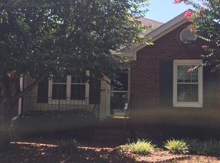 330 N Birchwood Dr, Hendersonville, TN 37075