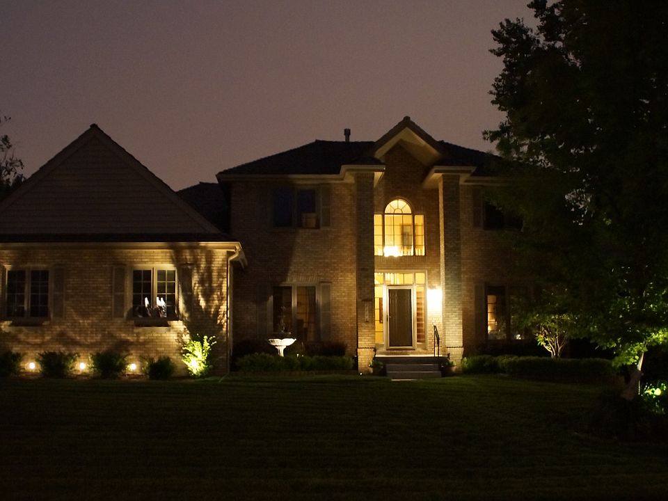 1st image of 2009 S 182nd Avenue Cir