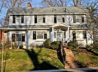 301 Oak Knoll Dr, Oakwood, OH 45419