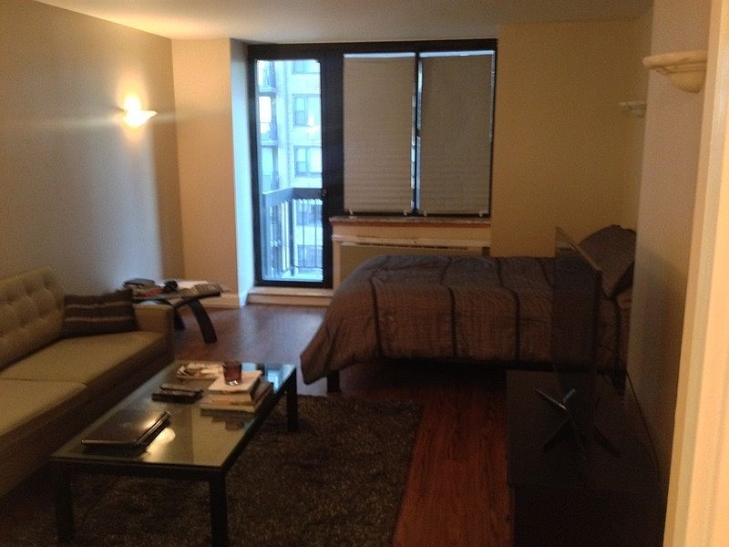 1st image of 250 E 40th St APT 27C