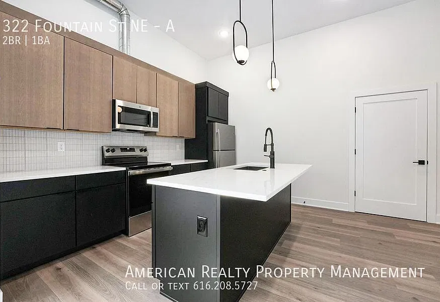 322 Fountain St NE — Photo 3