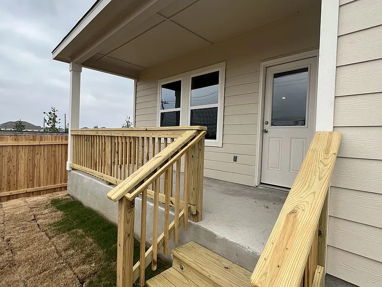 7810 Asp Point — Photo 3