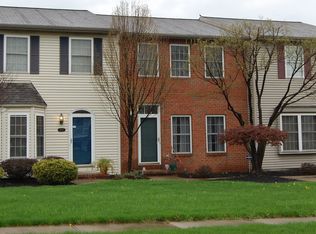 1037 Crestfield St, Mansfield, OH 44906