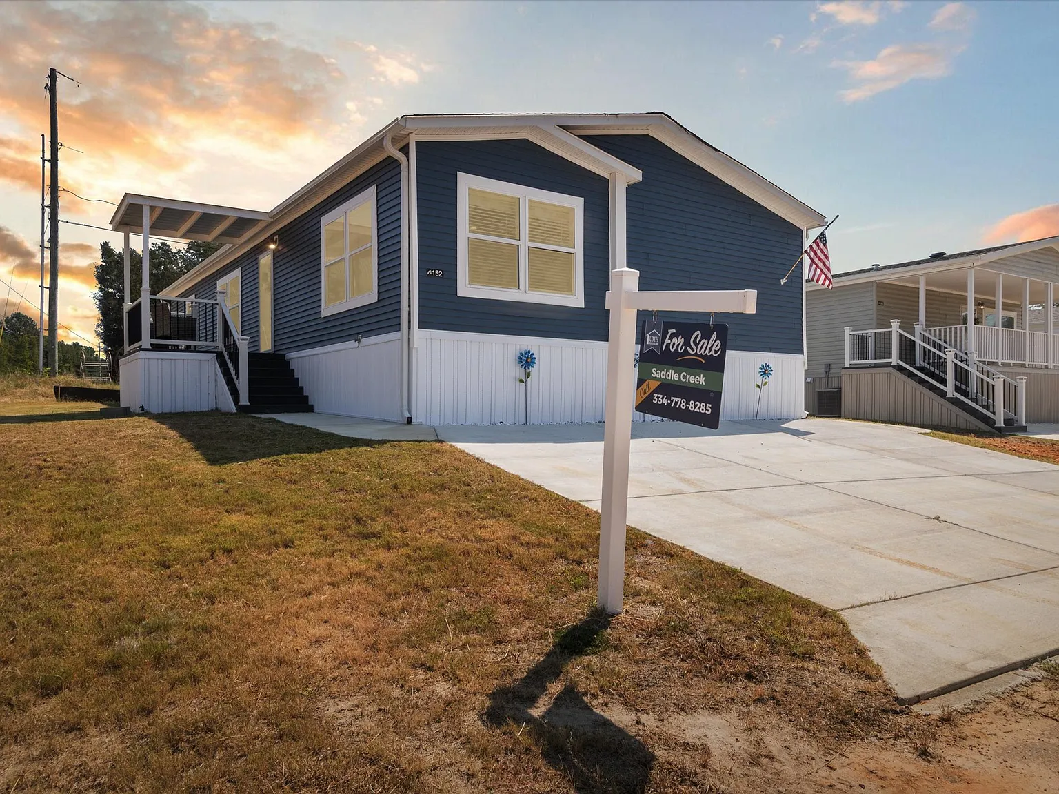 Saddle Creek — Photo 4