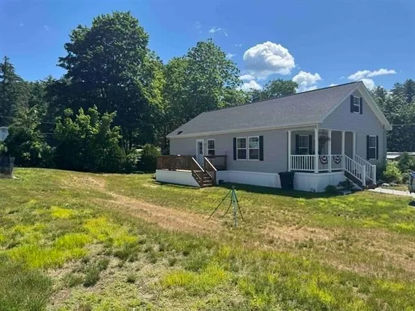 4 Manorcrest Dr, Nashua, NH 03062