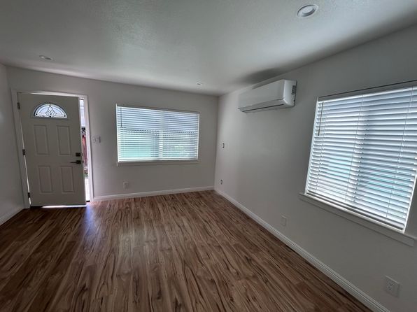 482 Fuller Ave APT B