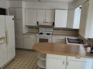 1950 N Joann St, Wichita, KS 67203