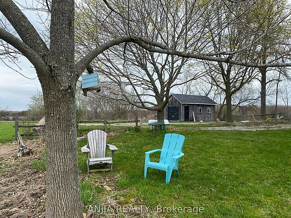 3rd image of 191 Long Beach Rd