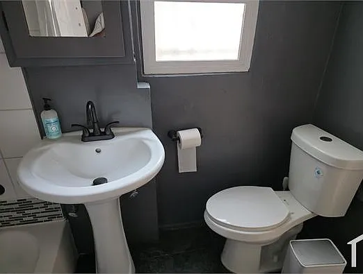 8703 Baring Cross St — Photo 20