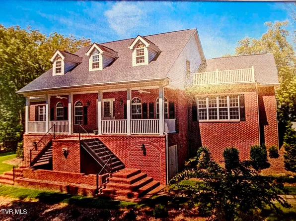 616 Harbor Point Dr, Johnson City, TN 37615