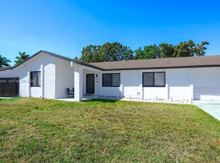 San Sebastian Unit 3, Miami, FL 33175