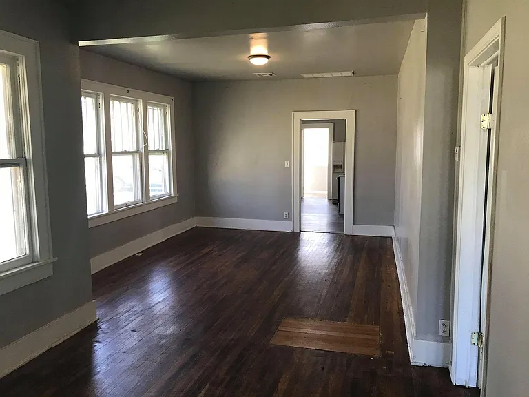 2123 Hayes St — Photo 21