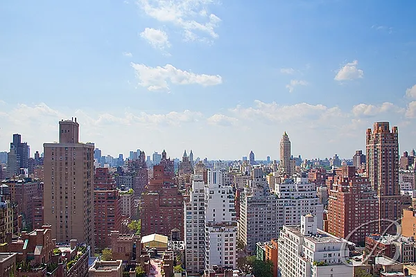 Sold by Bellmarc Realty | media 15