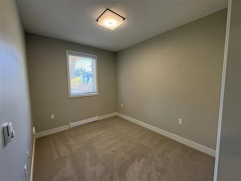 45513 Market Way — Photo 24