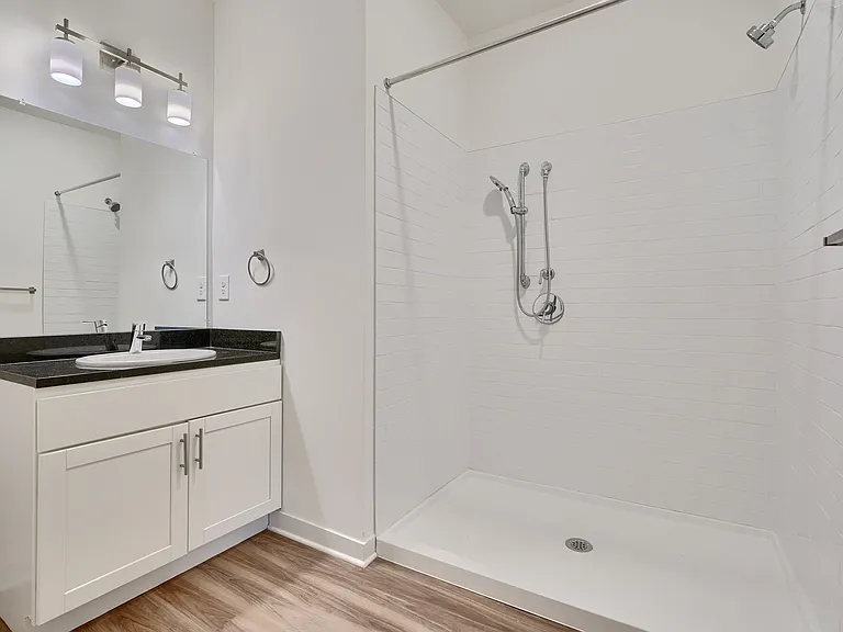 Urbana at Hioaks — Photo 14