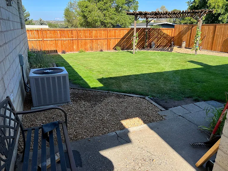 745 SE Turner St — Photo 8