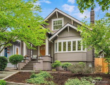 4715 Densmore Avenue N, Seattle, WA, 98103