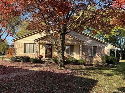 31676 Breezeway, Chesterfield, MI, 48047