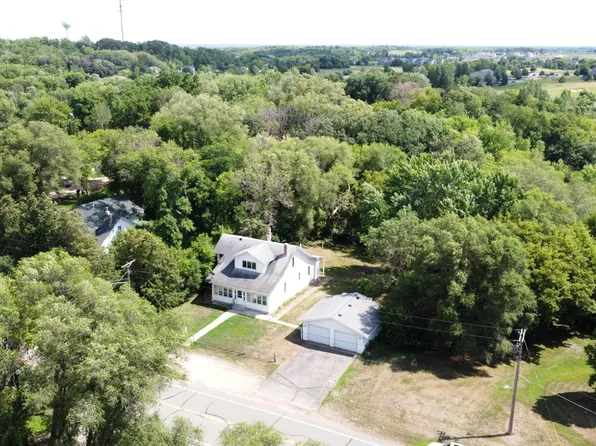 9561 Main St, Elko New Market, MN 55020
