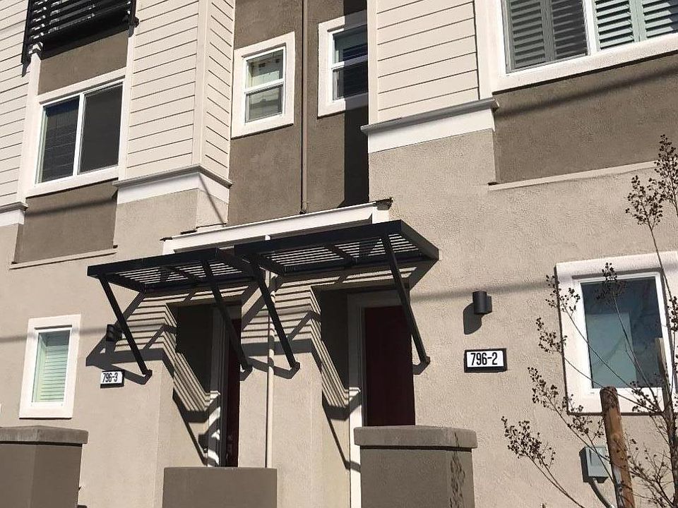 1st image of 796 N 10th St Unit 3