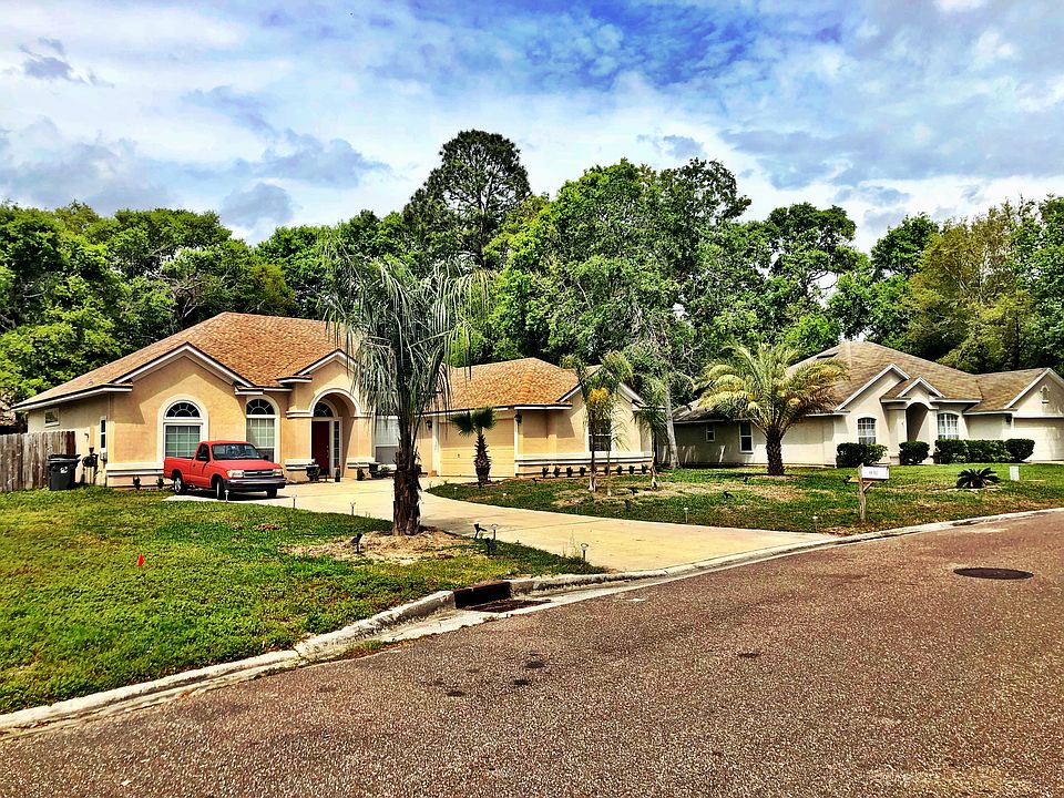 2nd image of 86102 Meadowridge Ct
