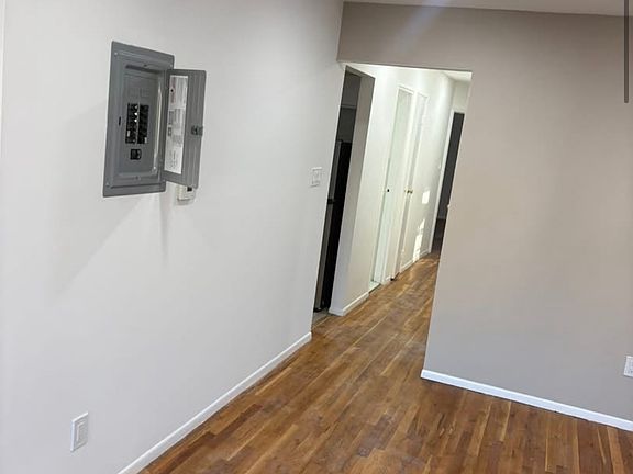 4th image of 184 W 17th St #1