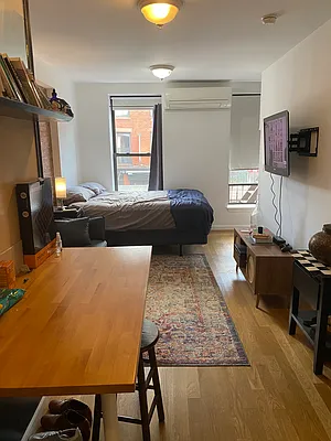 Rented by Carroll Gardens Realty | media 13
