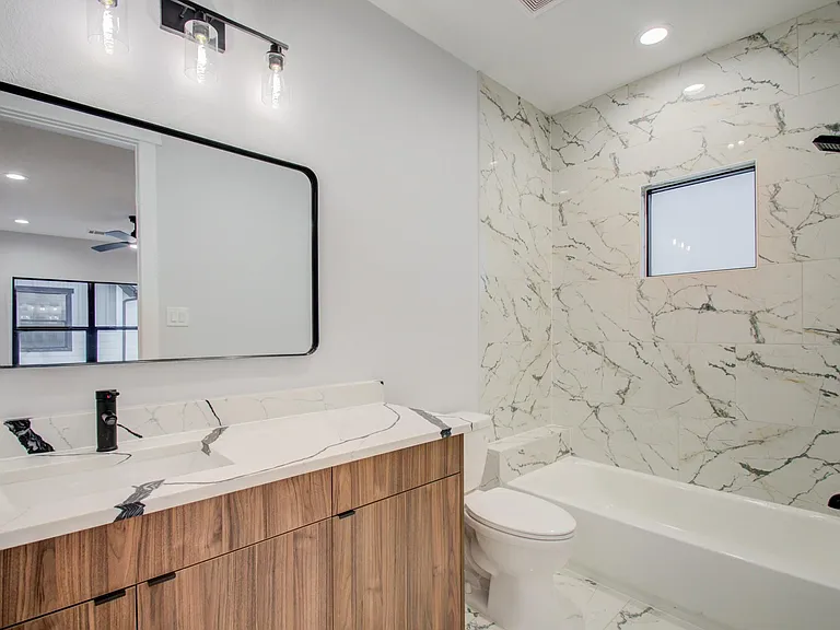 7016 Staffordshire Blvd #B — Photo 24