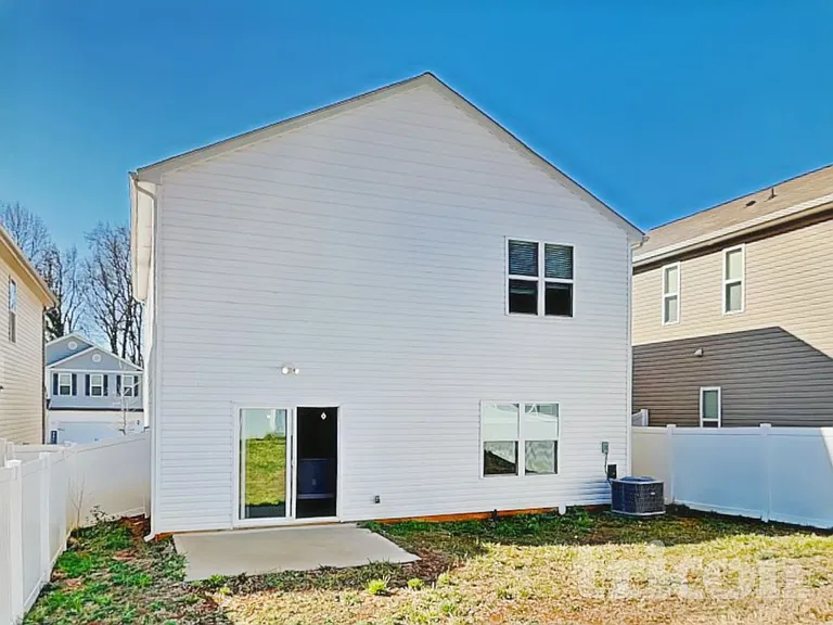 115 Spring Knoll Dr — Photo 15