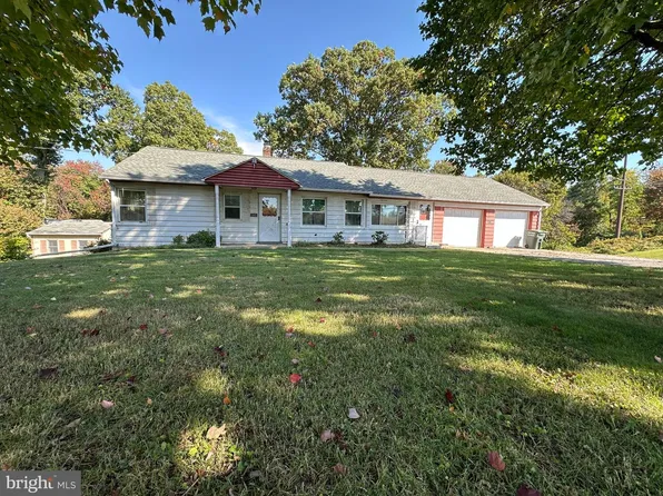 10421 Bethesda Church Rd, Damascus, MD 20872