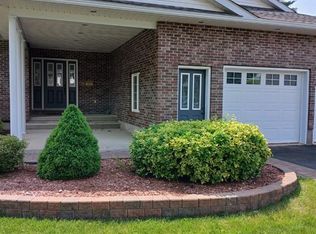 32 Barbara Ct, Fredericton, NB E3B7G6