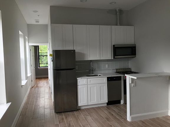 5th image of 43 Clifton Pl #2nd
